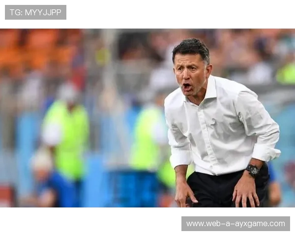 哥伦比亚国家队换帅，新教练着手备战韩国友谊赛，哥伦比亚队员