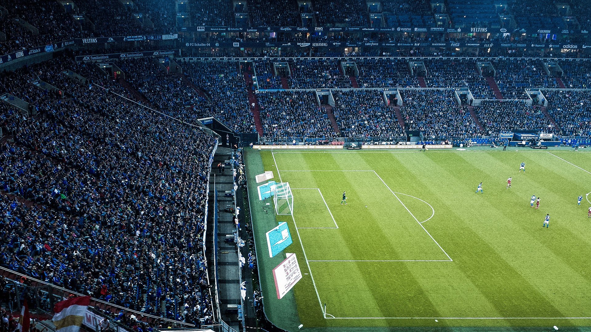 格列兹曼领衔马竞锋线，表现稳定，格列兹曼精彩进球